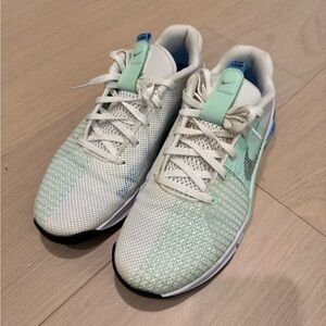 Nike Women’s Metcon 8 - size 9.5